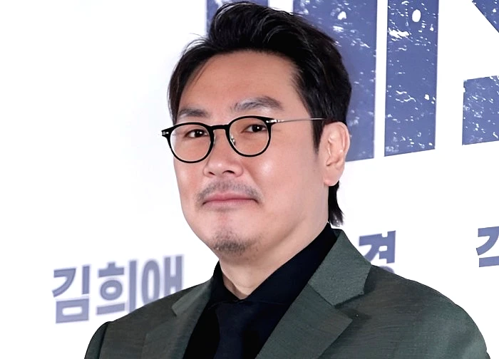 Phanh phui quá khứ trộm cắp, xâm hại tình dục của nam diễn viên nổi tiếng