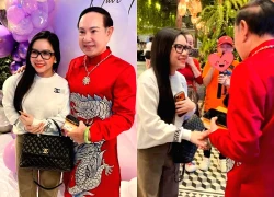 When Binh Tinh announced she was suing her adoptive father Vu Linh's close friend, Aunt Tu immediately responded sharply.