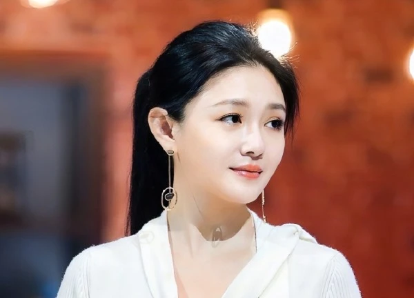 Ai thừa kế tài sản hàng trăm triệu USD của Từ Hy Viên?