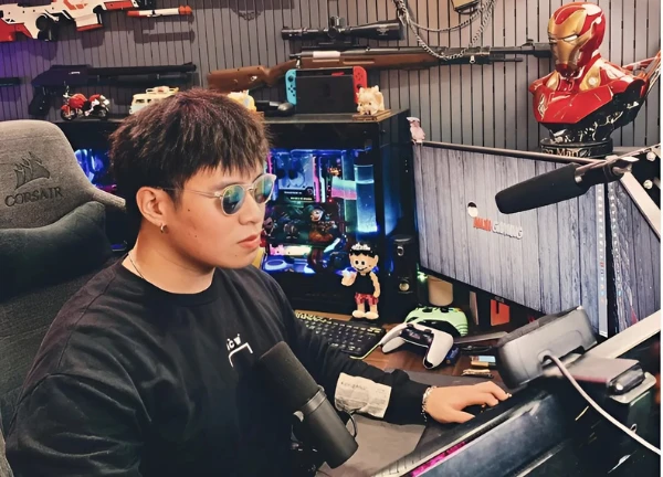 Dev Nguyen "transformed" into a million-view streamer - What's the secret behind it?