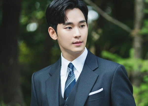 Anh trai Sulli lớn tiếng mắng mỏ "thằng sống hèn", Kim Soo Hyun bất ngờ bị réo gọi