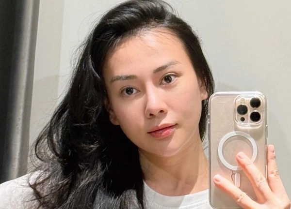 Diễn viên Phương Oanh mặt mộc vẫn xinh, Ngọc Sơn U60 cực phong độ