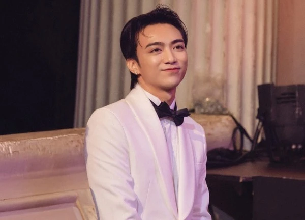 SOOBIN lộ thái độ sau khi dính ồn ào fan cuồng ôm chặt không buông tại concert Anh Trai Chông Gai