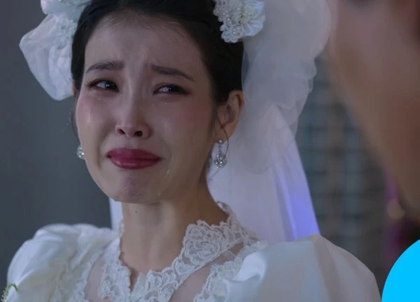 Tập cuối Khi cuộc đời cho bạn quả quýt: Kim Seon Ho có phải là chồng của IU?