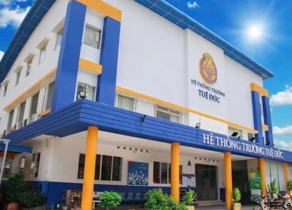 TPHCM: Kiểm tra, xử lý vụ nghi ngộ độc thực phẩm tại hệ thống Trường Tuệ Đức
