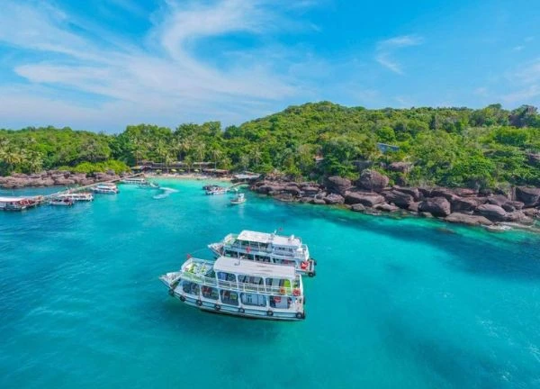 Phu Quoc Island is at the forefront of Asia, praised by the US newspaper as a paradise in Vietnam