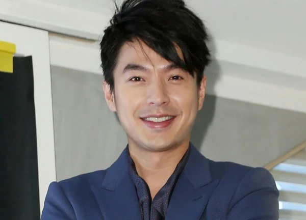 Cú thoát án tử gây rúng động của "nam thần thanh xuân" tra tấn, ép 1 phụ nữ quỳ lạy 500 lần/ngày