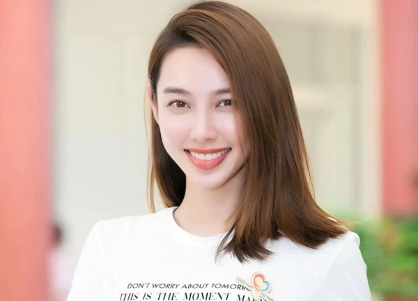 Hoa hậu Thùy Tiên "không nhận thù lao quảng cáo kẹo rau"