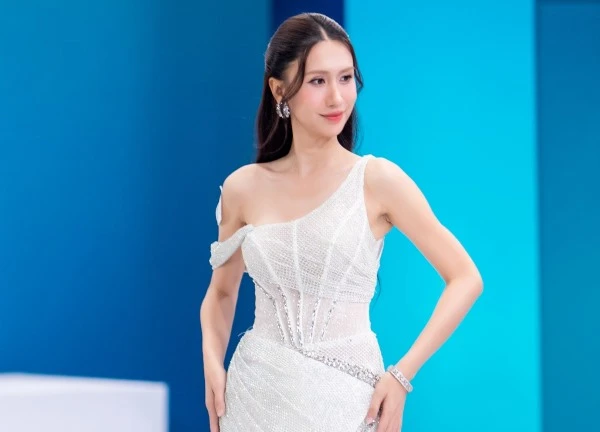 Lynk Lee tự tin chinh phục vương miện, Lê Hoàng Phương bị chất vấn gay gắt