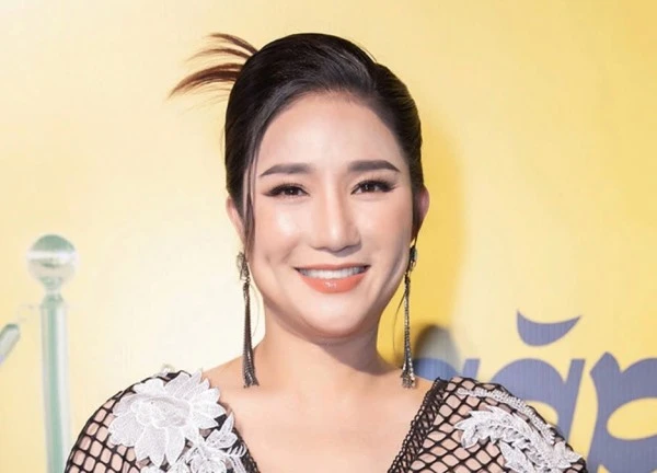 MC Cát Tường đóng cửa sân khấu sau 7 tháng hoạt động