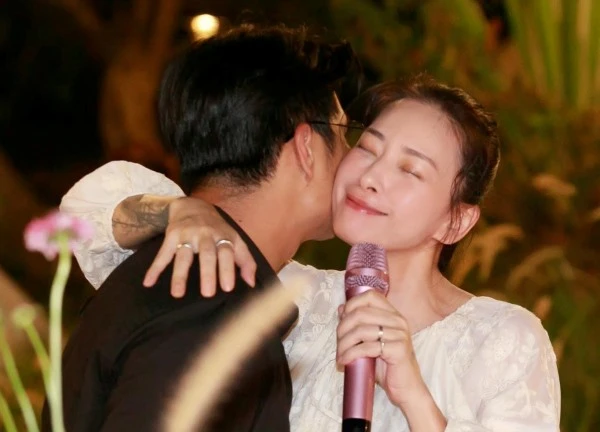 Ngô Thanh Vân dạo này: Im lặng trước nghi vấn bầu bí nhưng lại làm điều này vì bụng đã lớn vượt mặt?