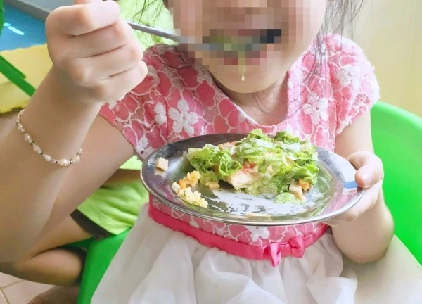 Vụ 40 học sinh ở TP Thủ Đức nghi ngộ độc: 2 trường tự gửi mẫu kiểm nghiệm