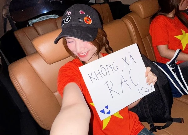 Hoà Minzy đáp trả khi bị nói làm màu