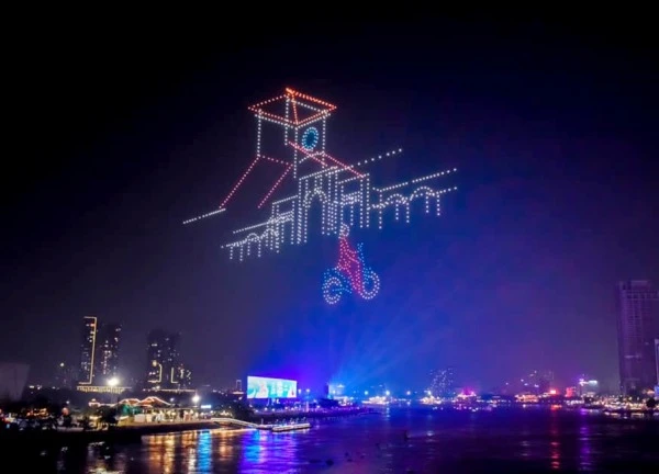 Tối nay tổng duyệt trình diễn 10.500 drone trên bầu trời TPHCM