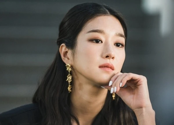 Đã tìm ra kẻ hãm hại Seo Ye Ji, Kim Soo Hyun liền bị réo tên khắp MXH