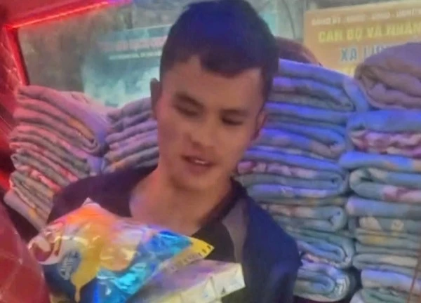 Câu chuyện về hành trình 1.500km đưa cháu bé chưa kịp chào đời về quê