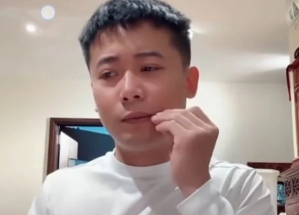 Quang Linh Vlogs từng có thái độ thế nào khi bị nói "mất chất" vì bán hàng online?