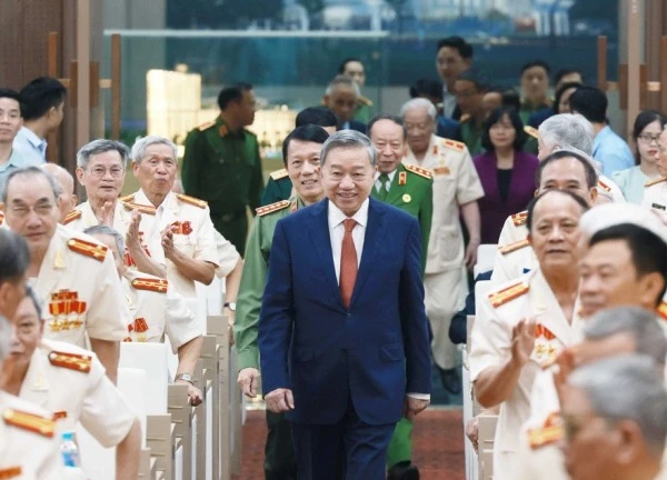 Tổng Bí thư Tô Lâm: "Tiến tới miễn viện phí cho tất cả người dân"