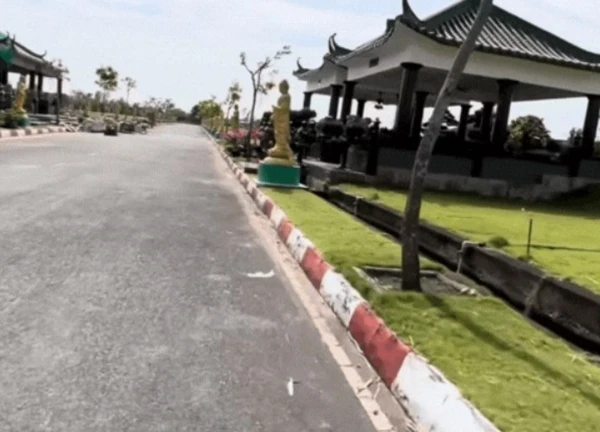 Cận cảnh "biệt thự mộ" dưới chân núi Bà Đen đang thu hút giới nhà giàu: Có gì mà giá toàn 5 tỷ trở lên?