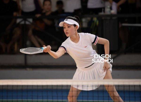 ĐỘC QUYỀN: Bắt gặp Hiền Hồ hẹn hò pickleball với trai lạ, khoảnh khắc ra về cùng nhau gây chú ý