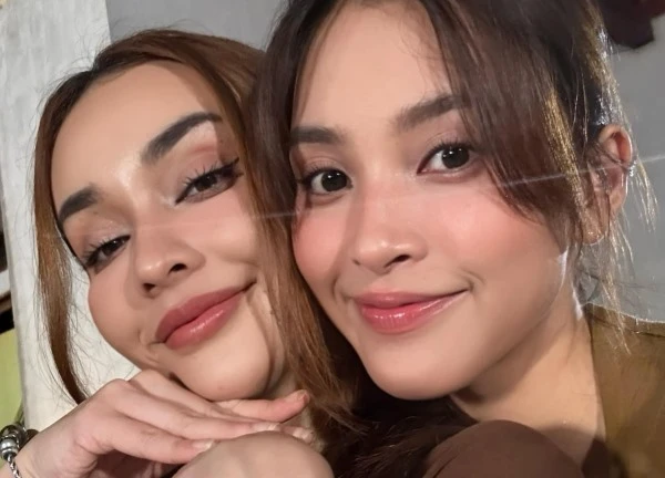 Hậu chia tay Quốc Anh, đây là thái độ của MLee khi nghe tên Tiểu Vy giữa sự kiện
