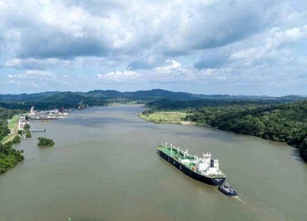 Panama đồng ý để Mỹ triển khai binh sĩ tới kênh đào Panama