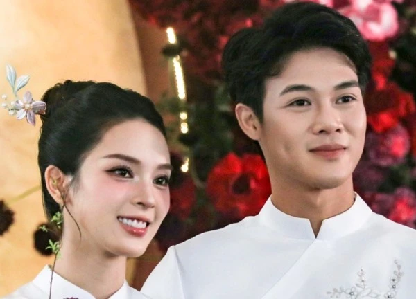 Quỳnh Lương đính chính gấp thông tin về bố mẹ chồng