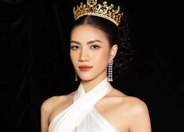 SỐC: 1 nàng hậu của Sen Vàng ghi danh Hoa hậu Hoàn vũ Việt Nam, nguyên nhân vì mâu thuẫn công ty cũ?