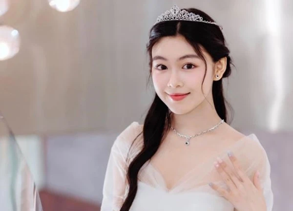 Con gái 19 tuổi của MC Quyền Linh: Giàu có bậc nhất trong giới rich kid thế hệ mới
