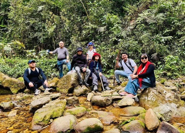 Trekking khám phá đường đá cổ Pavie