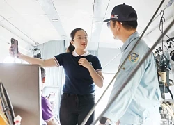 Vợ MC của NSƯT Quốc Cơ tác nghiệp trên trực thăng không quân