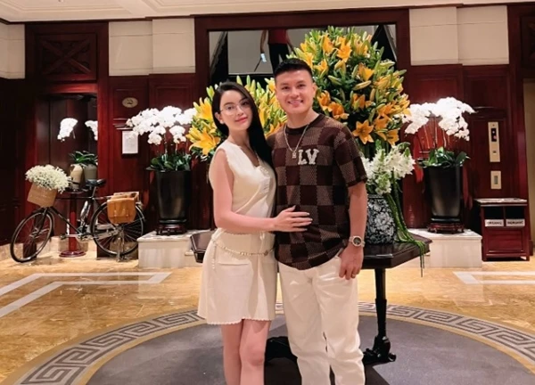 Quang Hải đang làm gì giữa lúc Chu Thanh Huyền dính lùm xùm?