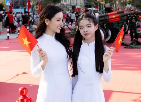Phương Trinh Jolie: "Mia học trường quốc tế nhưng tôi luôn dạy con gái mình về lịch sử Việt Nam"