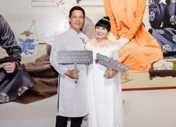 Sỹ Toàn: Tôi và Ngọc Tiên như vợ chồng son, không áp lực chuyện con cái