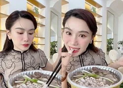 Clip MC Anh Thơ review lòng se điếu hot rần rần, dai như cao su, bị quán mắng?