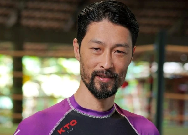 Cuộc sống 'ở ẩn' gần 10 năm của Johnny Trí Nguyễn