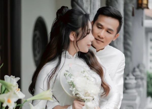Cô dâu Hồ Quỳnh Hương xinh đẹp không ngờ, dàn sao háo hức chờ đám cưới