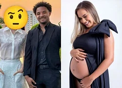 Nguyen Xuan Son 'affectionately' with a beauty queen, his wife immediately posted a photo showing off her pregnant belly