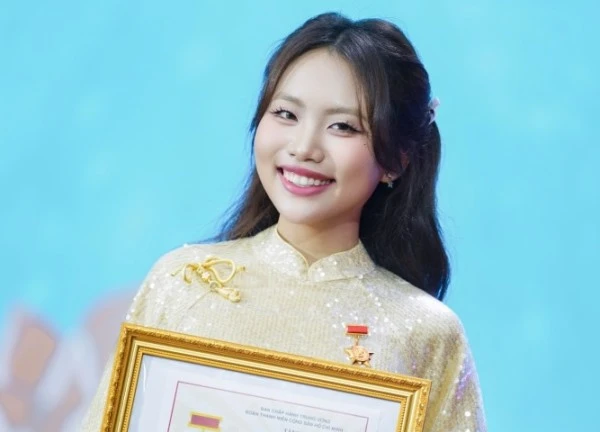 Phương Mỹ Chi, Hòa Minzy, Thanh Hà được tuyên dương