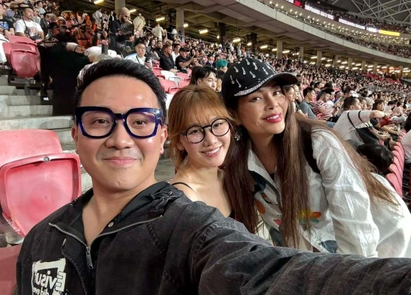 Sao Việt 21/5: Chí Trung khoe cháu nội, Trấn Thành khóc khi xem show Lady Gaga
