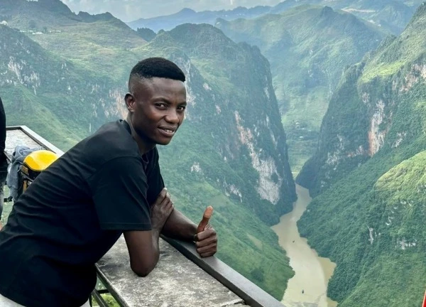 Thành viên "team châu Phi" tiết lộ hoàn cảnh hiện tại sống chật vật