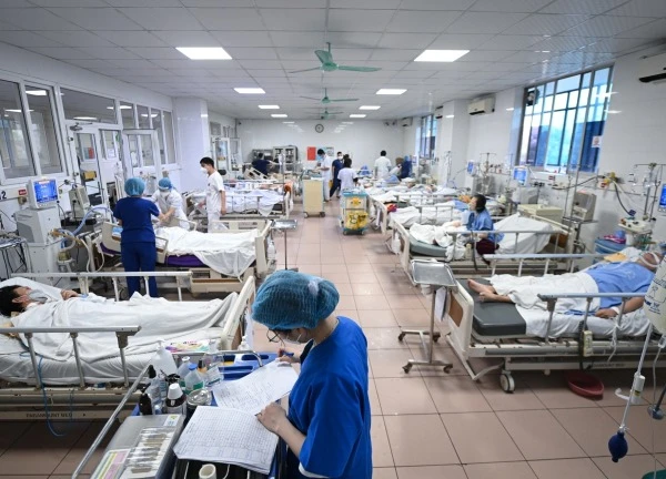Ba chiến lược tiến tới miễn viện phí toàn dân