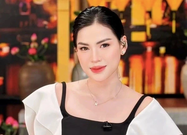TikToker Võ Hà Linh bị 'tố' bán hàng phá giá, quản lý thị trường TP.HCM nói gì?