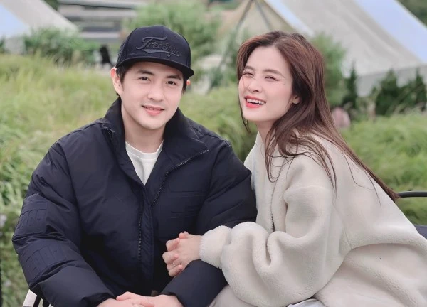 Đông Nhi - Ông Cao Thắng: 16 năm ngọt ngào, có 2 con vẫn như "lúc mới yêu"
