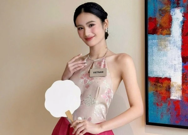 Ý Nhi lọt top 8 Hoa hậu Nhân ái, top 3 Hoa hậu Truyền thông