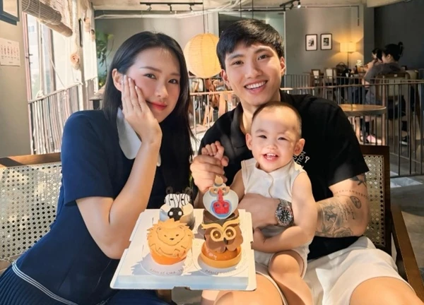 Doãn Hải My lộ diện sau nghi vấn thẩm mỹ, nhan sắc chuẩn "tiểu thư Hà thành", Đoàn Văn Hậu chỉ nói một điều