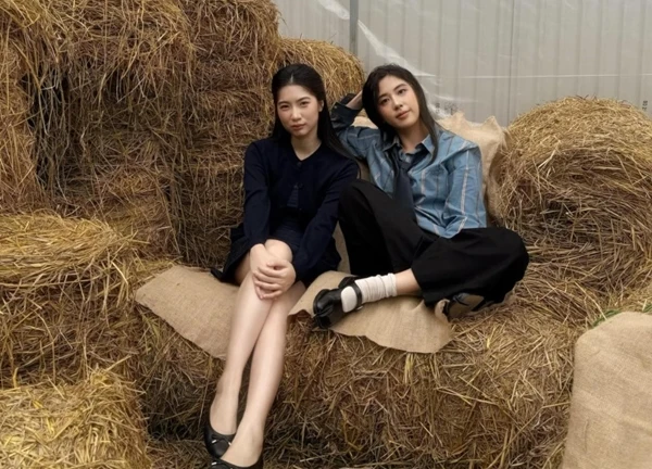 Phát hiện Hà Thi unfollow Thạch Trang, hội gái xinh nổi tiếng bị đồn "có biến": Chuyện gì đang xảy ra?