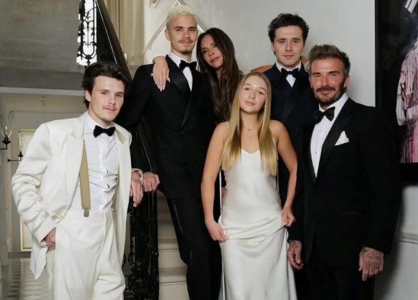 Gánh nặng làm con nhà Beckham: Bi kịch về những đứ.a tr.ẻ không được công nhận và những cú trỗi dậy nổi loạn chấn động toàn cầu