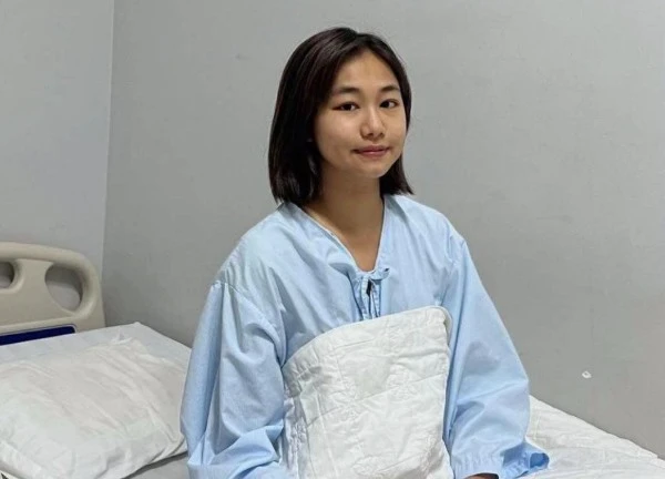 Lộ hình ảnh nữ diễn viên Việt bị suy thận giai đoạn cuối ở bệnh viện, nói 5 chữ gây xó.t x.a