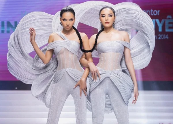 3 giây "lạnh cứng người" của Kỳ Duyên khi Minh Triệu lướt qua trước mặt